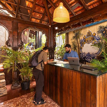 Madpackers Goa Anjuna - Bar Dış mekan fotoğraf