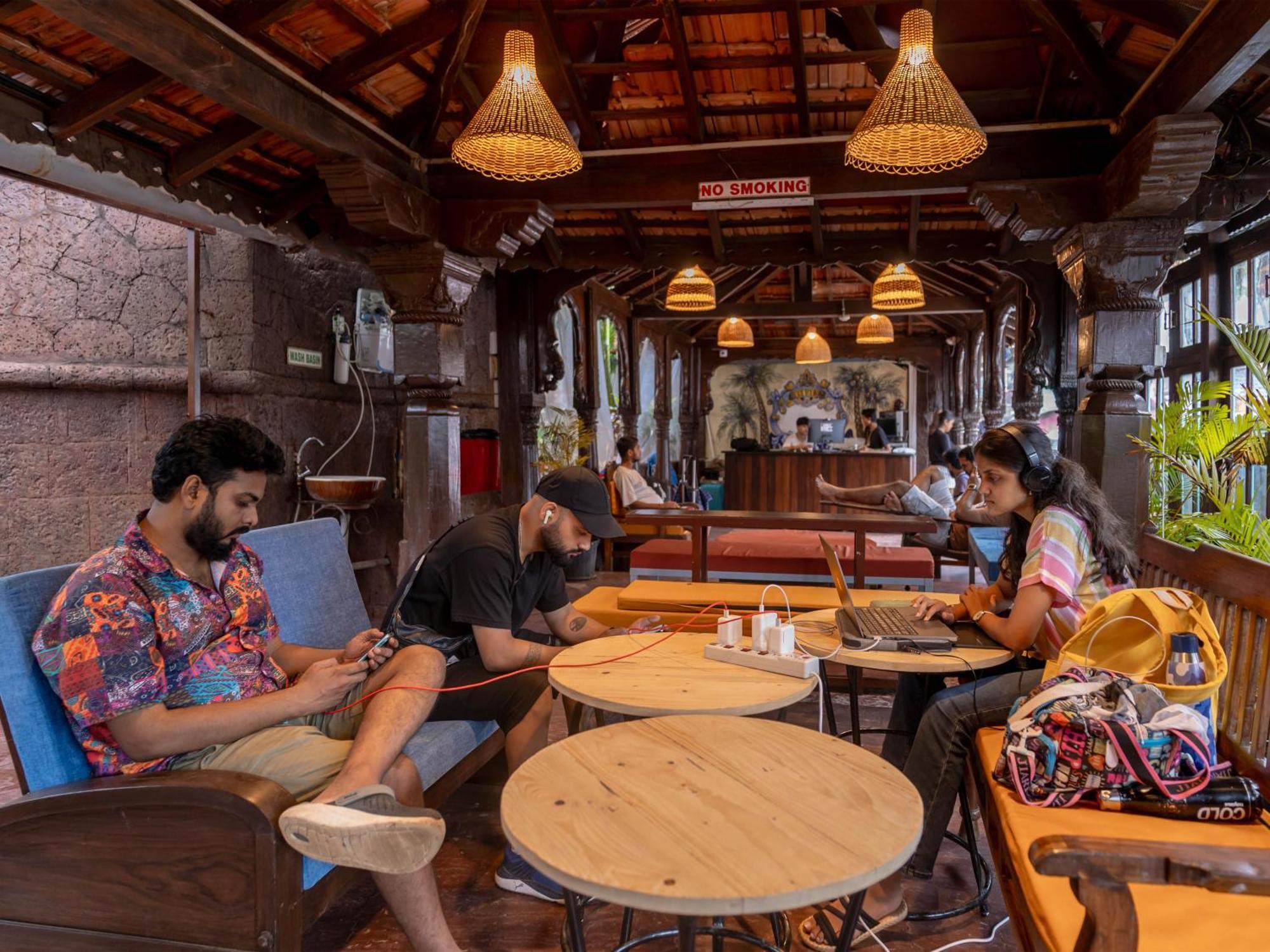 Madpackers Goa Anjuna - Bar Dış mekan fotoğraf