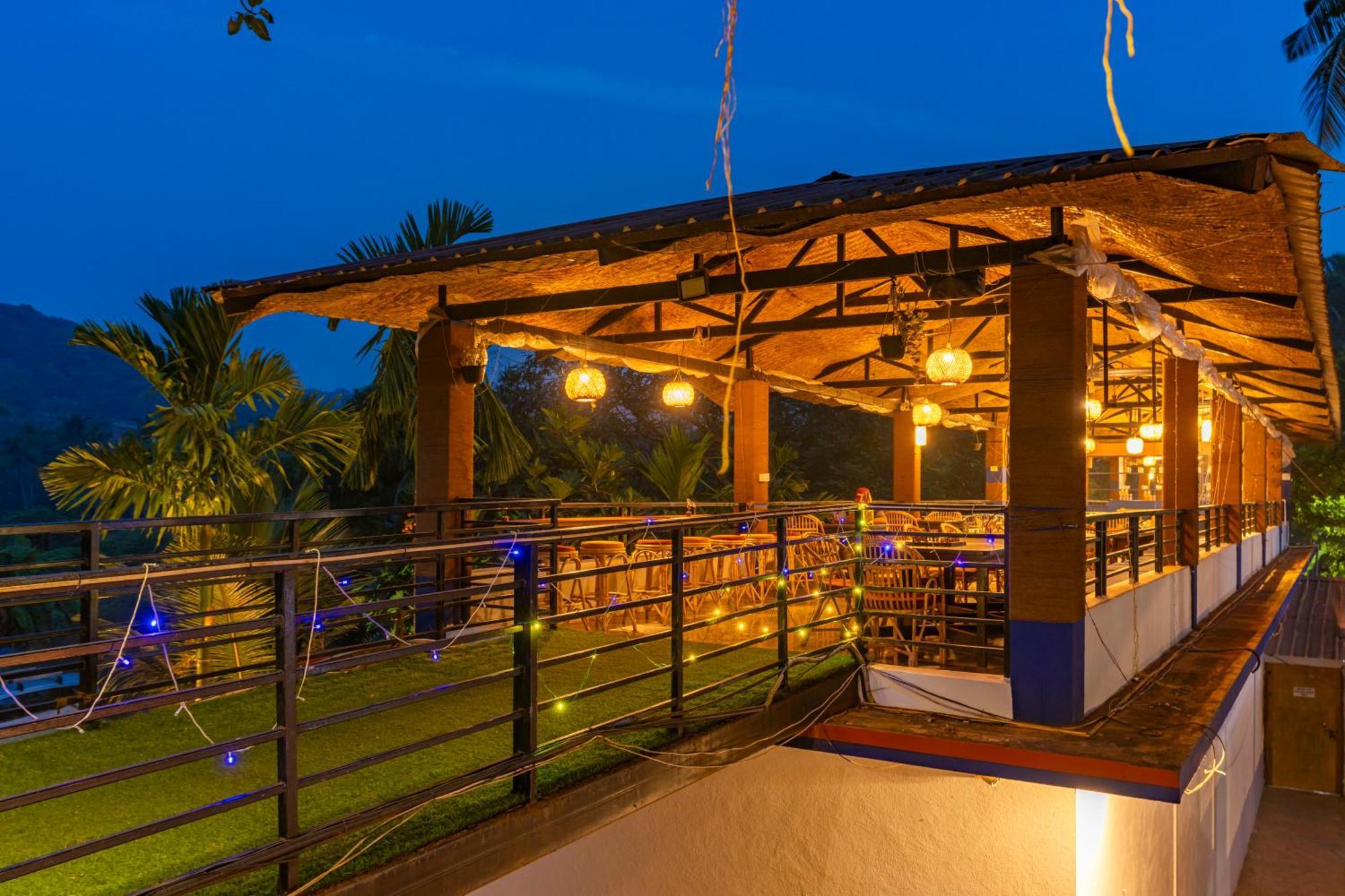 Madpackers Goa Anjuna - Bar Dış mekan fotoğraf